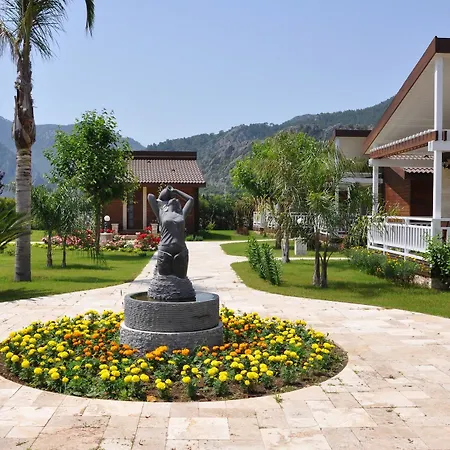 Hera 3* Çıralı